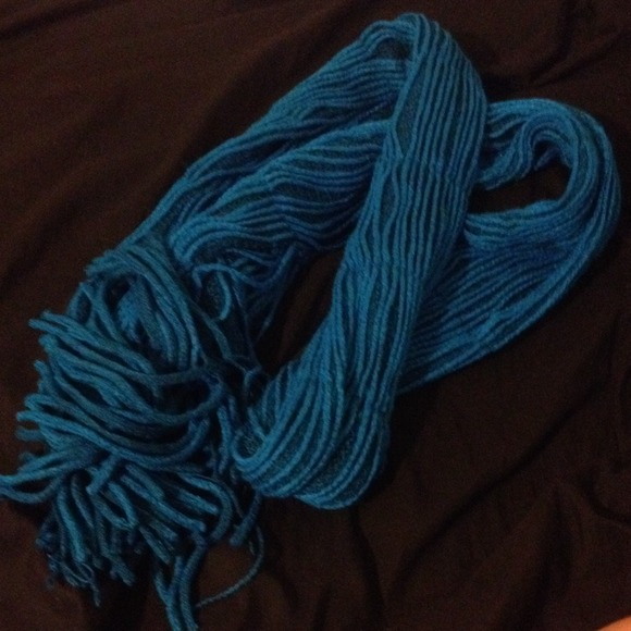 Scarf - Picture 1 of 1