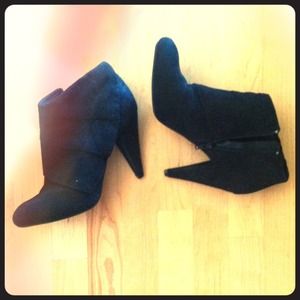 Black high heeled booties