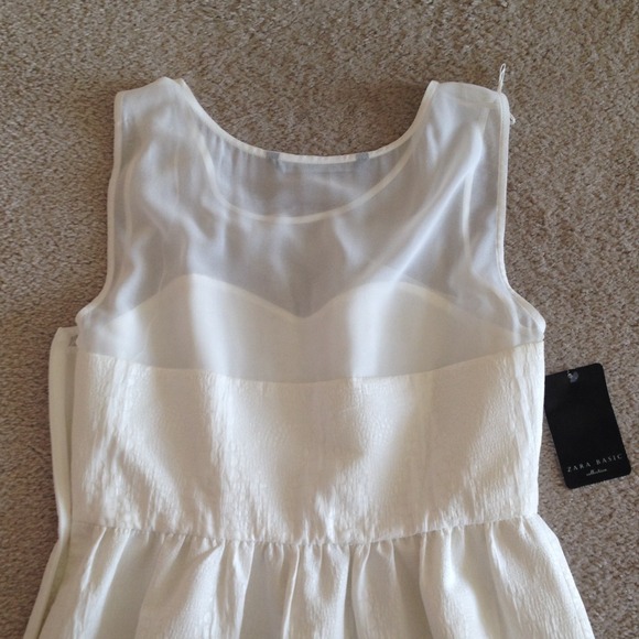 🎉 Host Pick🎉 Zara Dress - Picture 3 of 4