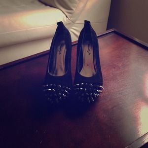 Black spike shoes