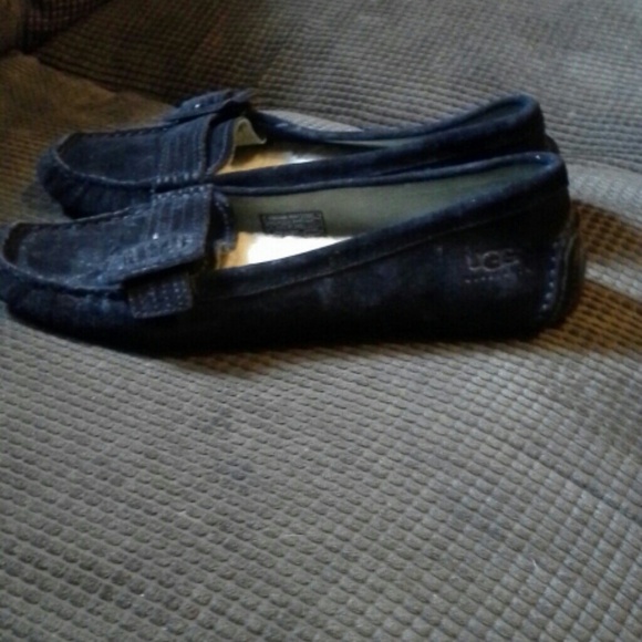 woman's sueade leather UGG driving shoes - Picture 2 of 3