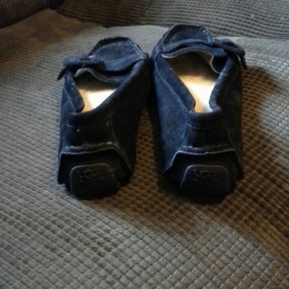 woman's sueade leather UGG driving shoes - Picture 3 of 3