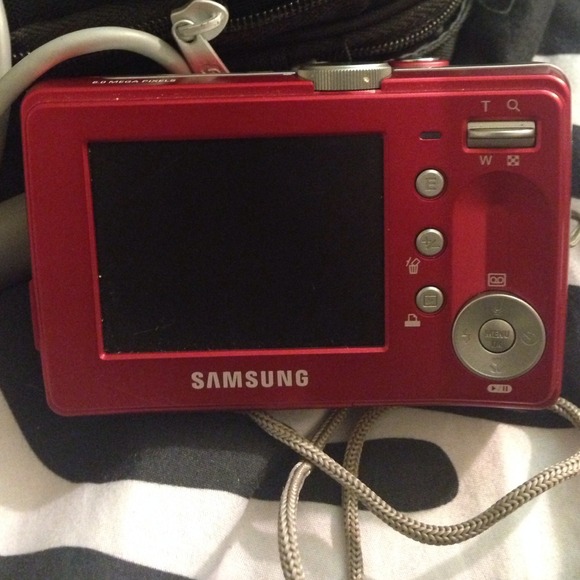 Samsung Camera 📷 - Picture 2 of 3