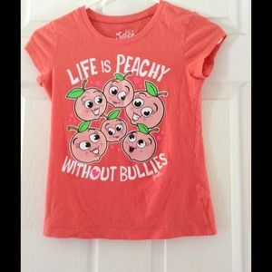 Life is Peachy Without Bullies Graphic Tee!!!!!