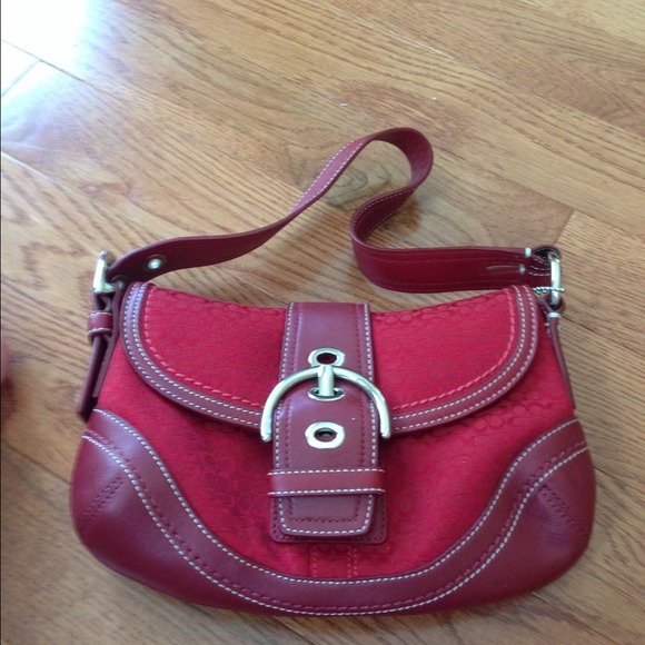 Authentic coach red mini-signature soho bag
