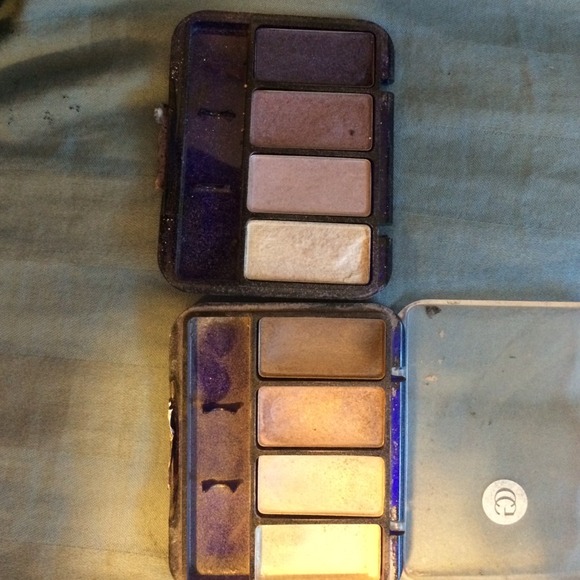 Makeup Bundle - Picture 2 of 4