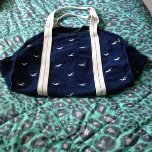 Hollister duffle bag NWOT