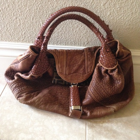 Authentic Fendi Borsa Spy Bag - Picture 2 of 3