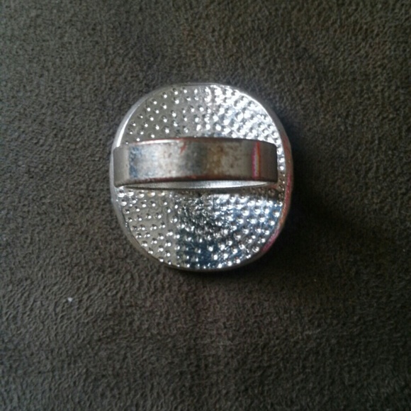 Statement Ring - Picture 3 of 3