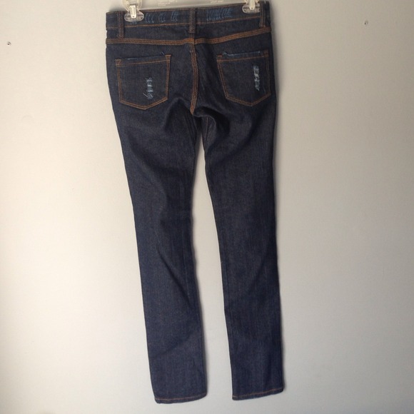 Jeans - Picture 2 of 4