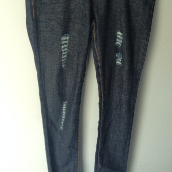 Jeans - Picture 4 of 4