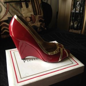 Red Patent leather wedge