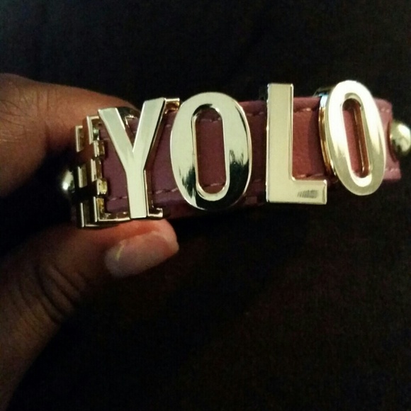 Bcbg Affirmation bracelet