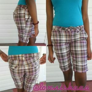 Purple plaid Aeropostale shorts
