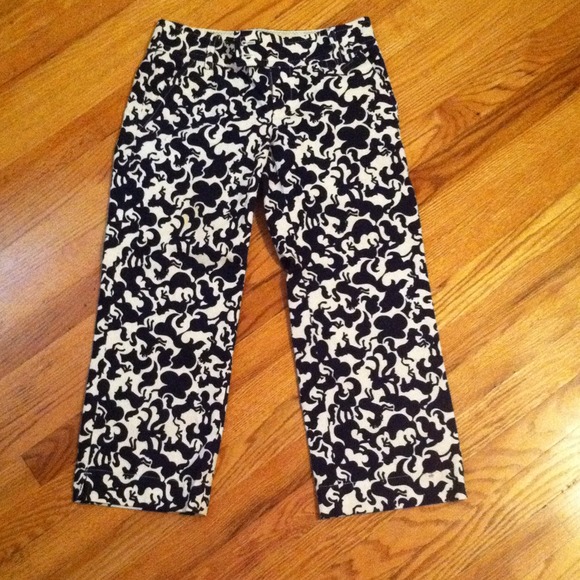 Lilly Pulitzer horse print capris - Picture 1 of 4