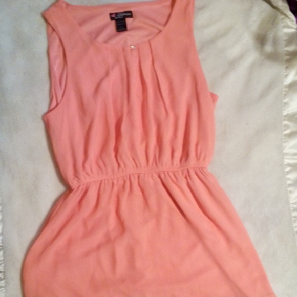 Super cute color block dress