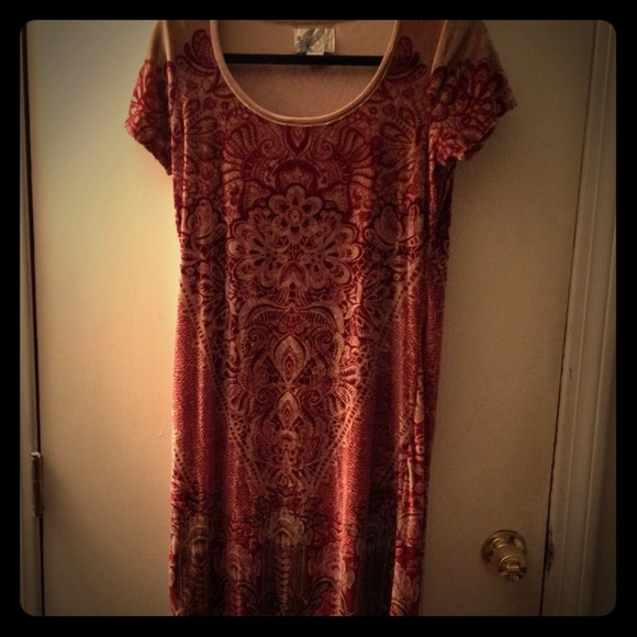Bold design velvety dress