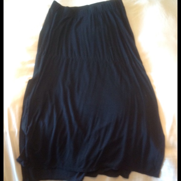Long black maternity skirt, size small