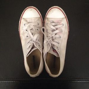 White converse