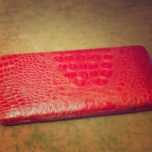 Chinese laundry clutch