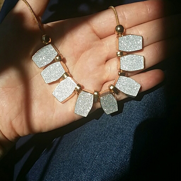 ❌SOLD ❌glitter necklace - Picture 2 of 2