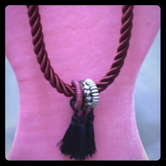 Statement necklace
