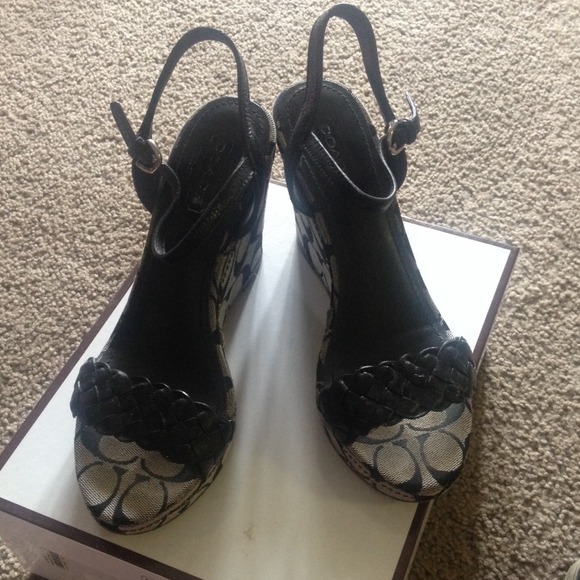 Black Coach Wedges