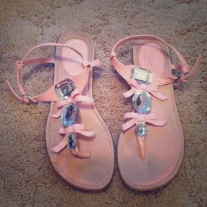 Bows & jewels sandals