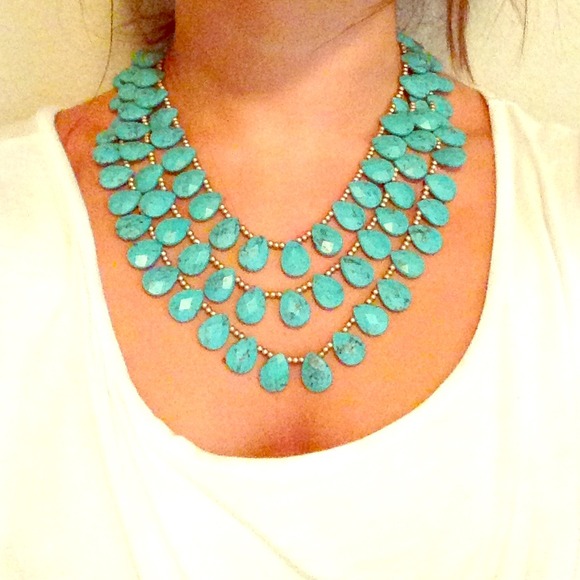 ~reduced~ Turquoise layered necklace