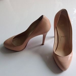 Christian Louboutin Pumps - still available!