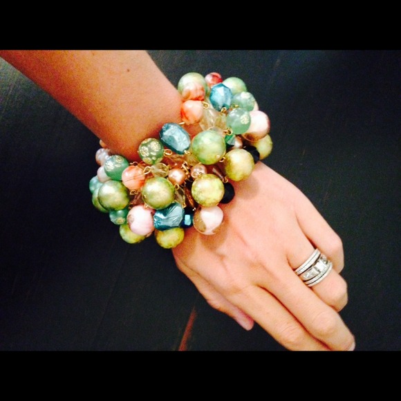 Large bead bracelet