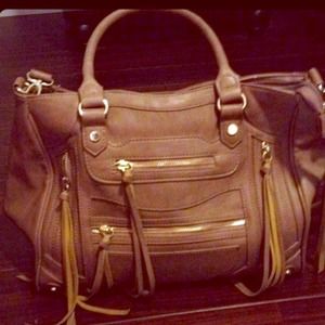 Steve Madden putty colored handbag