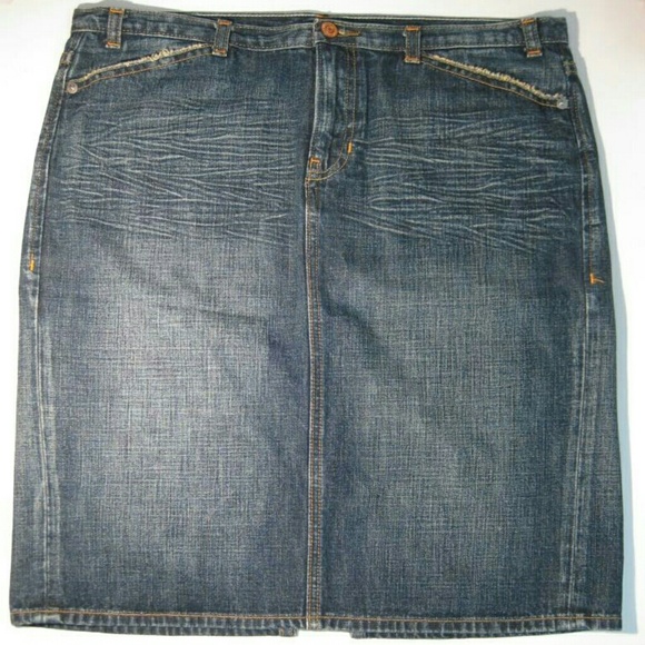 SOLD - Gap 1969 Limited Edition Denim Skirt