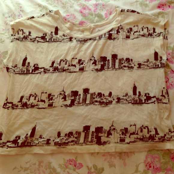 Boxy Forever21 NYC Skyline Top