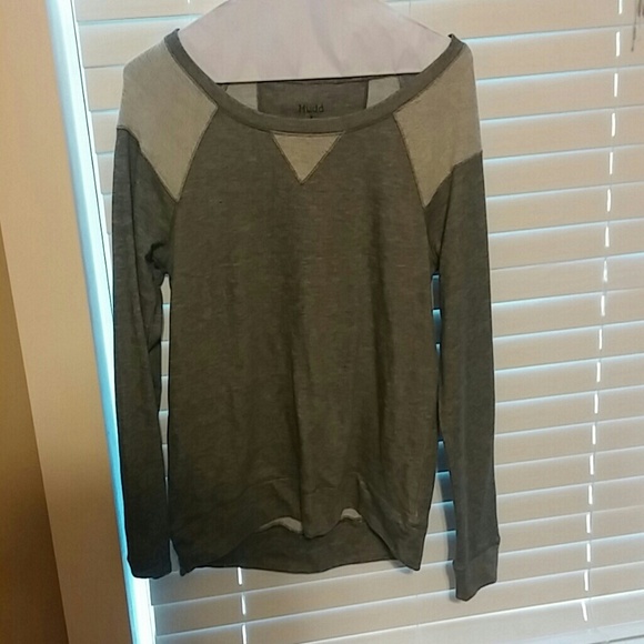 Off The shoulder sweatshirt