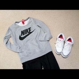 Nike Gray Sweatshirt