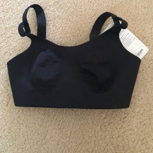 Lululemon Booby Bracer sport Bra