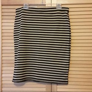 Striped Old Navy Pencil Skirt