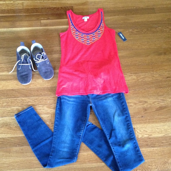 Beaded Red Tanktop - Picture 3 of 4