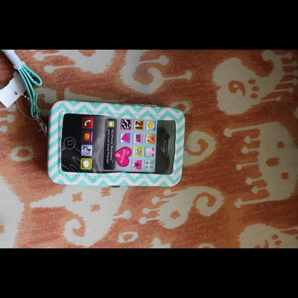Accessories - Fox iphone case/wristlet Accessories - Fox iphone case/wristlet