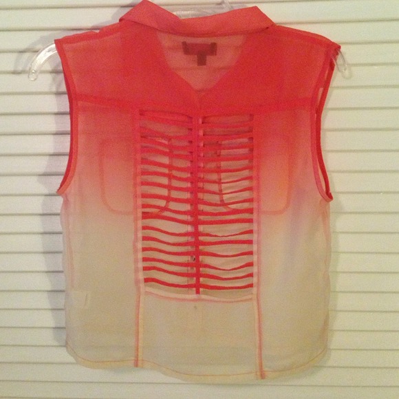 Ombre Caged Collared Muscle Tee - Picture 2 of 4
