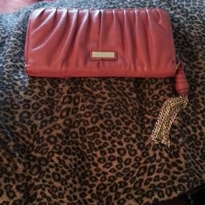 Jessica Simpson wallet