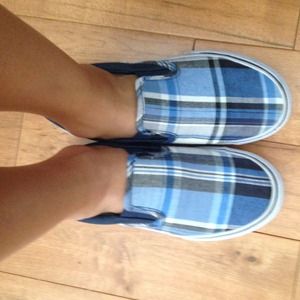 New airwalk slip ons