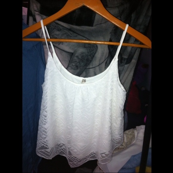 White crop top