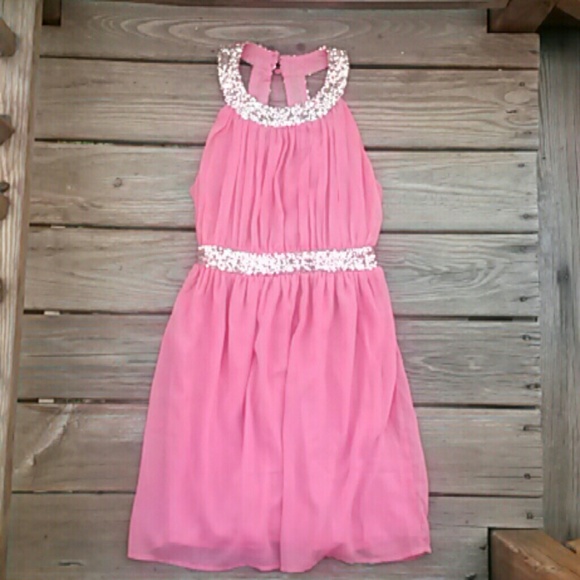 Flash sale! Backless summer dress in coral!!