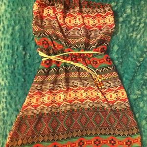 M, 100% polyester sleeveless dress