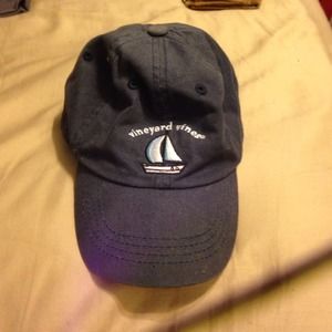Vineyard Vines Hat (very small)