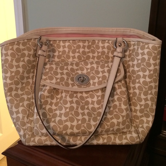 Coach purse