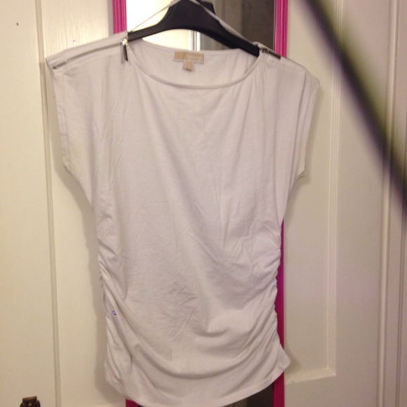 Michael Kors synched shirt and vans hat bundle