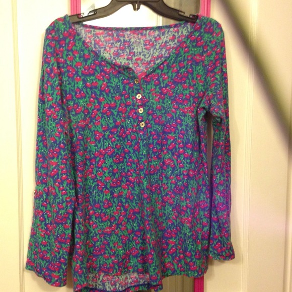 Lilly Pulitzer shirt & sweater bundle @hjseward